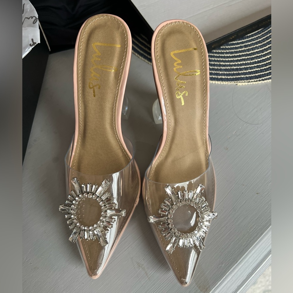 Brand new lulus heels